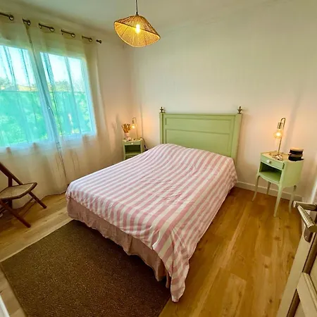 Maison De *
